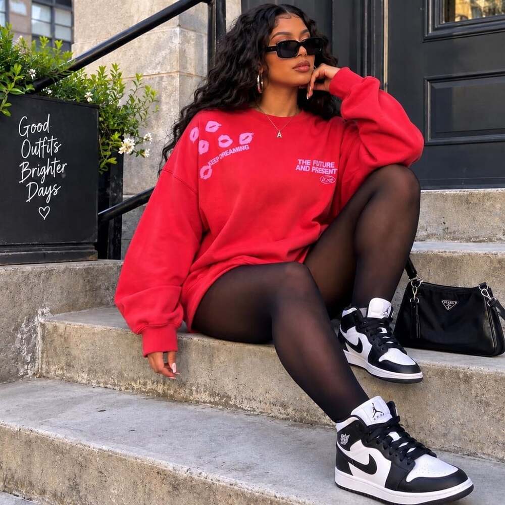 Wild Fable Keep Dreaming Oversized Graphic Sweatshirt Size M